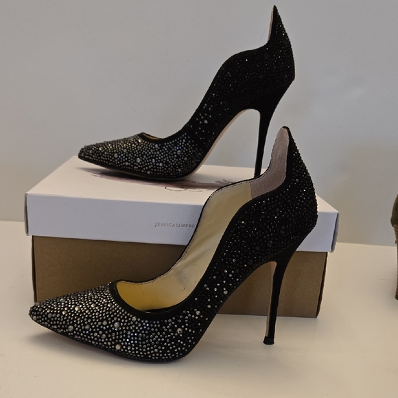 Jessica Simpson Shoes - Jessica Simpson Glittering Black 4 Inch Heels. Size 6 1/2